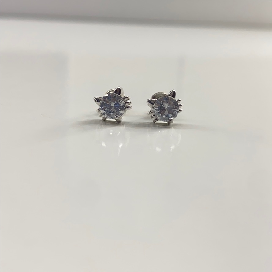 Kitty Studs